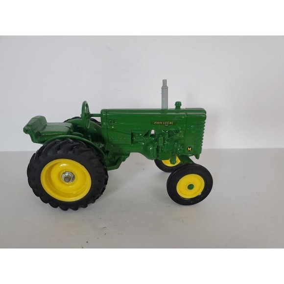 Vintage 1987 Ertl 1:16 John Deere Model M Tractor, 1947-1952, Used - Picture 4 of 7